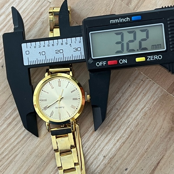 Fashion Watch Unbranded - Picture 8 of 9